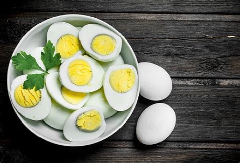 Nutritional Value Of Egg 100 G Carbohydrates Proteins And Fats