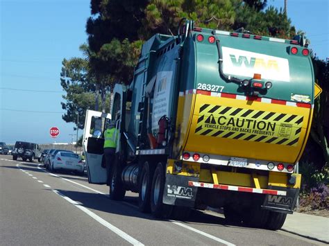 Wm Garbage Truck David Valenzuela Flickr