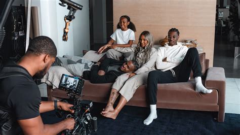 LeBron, Savannah And The James Family Featured In Beats' Latest ...