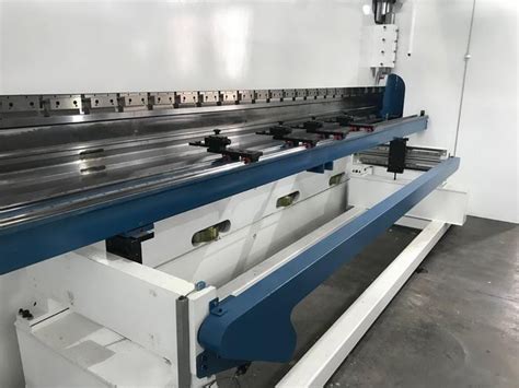 AHYW Yawei 300T6M 4 ejes CNC prensa freno DA52S Proveedores fábrica y