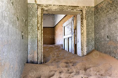 Ghost town Kolmanskop, Namibia 16165694 Stock Photo at Vecteezy