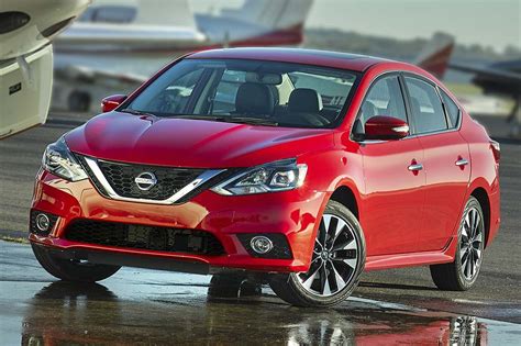 2015 vs. 2016 Nissan Sentra: What's the Difference? - Autotrader