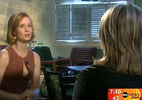 Sex And The City Star Cynthia Nixon Reveals Her Breast Cancer Battle Daily Mail Online