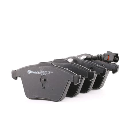 Brake pad set BREMBO with piston clip P85129 AUTODOC