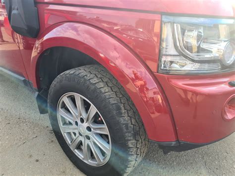 [Вылечено] Накладка на колесную арку — Land Rover Discovery IV, 2,7 л ...