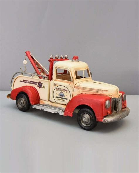 Pick Up Holownik W Stylu Hot Rod Model Metalowy Kremowy Podarunek Prezent