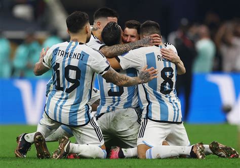 Argentina win incredible World Cup final in shootout | Reuters