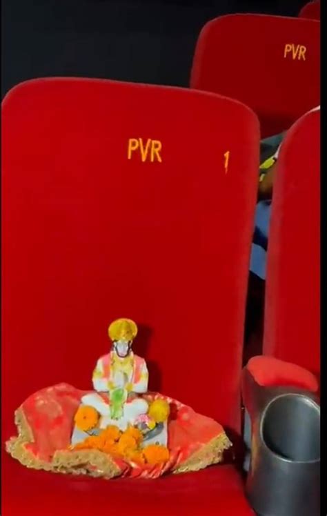 Adipurush Theatre Owners Decorate Reserved Seat For Hanuman With God S