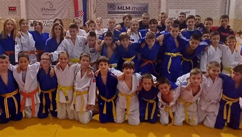 Judo Klub Zadar Tri Zlata Etiri Srebra I Petnaest Bronci U Solinu