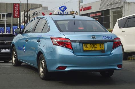 Blue Bird Taxi (Toyota Limo) Editorial Stock Photo - Image of ...