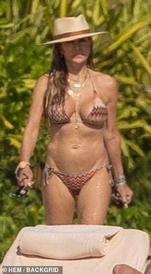 Kyle Richards 54 Shows Off Her Incredible Frame In Tiny Bikini As She Joins Glamorous BFF Faye