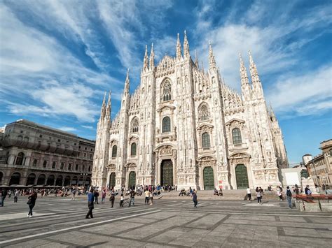 Milan Cathedral Duomo Di Milano Map Facts History Location