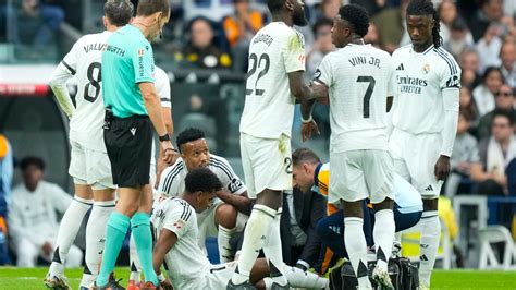 Real Madrid Vs Osasuna Rodrygo Eder Militao Out Injured In First Half