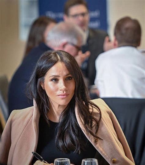 Meghan Markle Wore Flowers In Her Hair For The Sweetest Reason Artofit