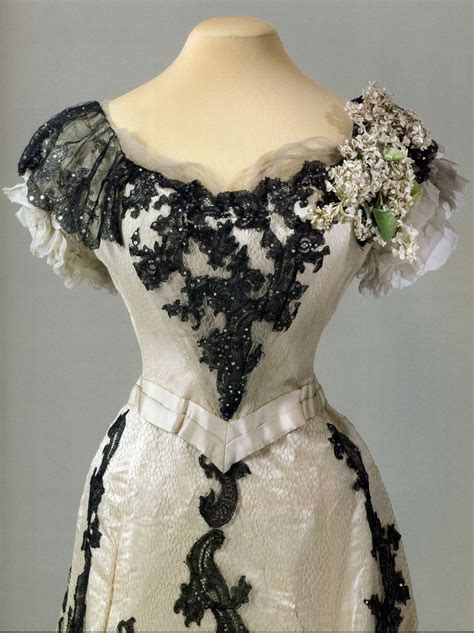 Ohsoromanov One Of The Many Ball Gowns Worn By Tsarina Alexandra