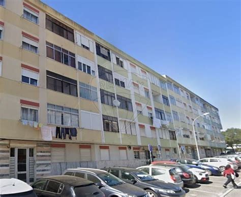 Apartamento T3 à venda em Centro Parque Central Mina de Água idealista