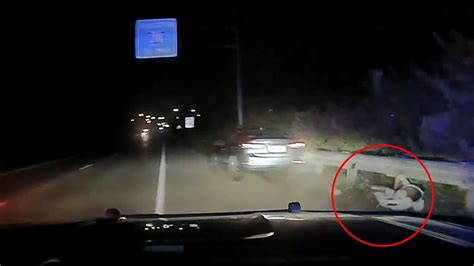 Ohio Teen Jumps Out Of Stolen Car During High Speed Chase Police Video