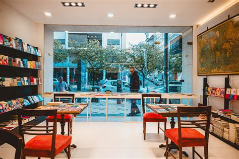 Livraria Nova America - Há uma nova livraria na Almirante Reis e Arroios ficou mais bonito
