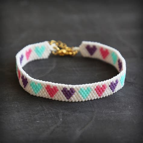 Купить браслет из бисера ручной работы Плетёные браслеты из бисера ...