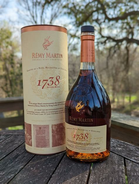 Review Remy Martin 1738 Accord Royal Thirty One Whiskey