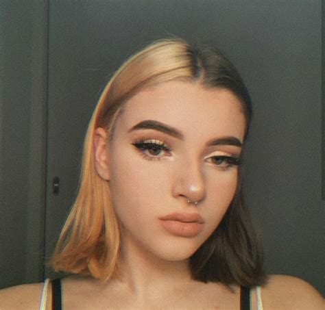 Blonde Hair Nude Lipstick And Eyeliner Image On Favim