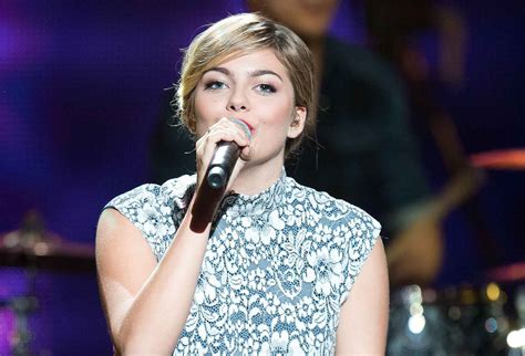 Victoires 2016 Louane récompensée par la victoire album révélation