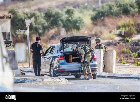 Nablus Pal Stina August Ein Israelischer Soldat Schl Gt Bei