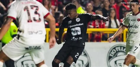 Alajuelense Suma Su Cuarto Empate Consecutivo Al Dividir Puntos Ante