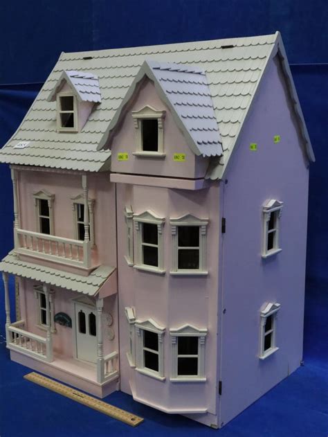 Lot - VICTORIAN STYLE DOLL HOUSE WITH FURNITURE