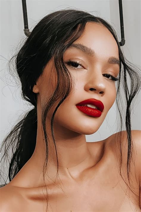 50 Stunning Red Lipstick Looks Perfect To Slay This Valentine In 2024