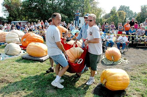 10 6 07 Giant Pumpkin Contest Ae Dave Flickr