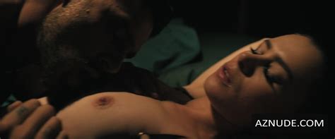 365 DAYS THIS DAY NUDE SCENES AZNude