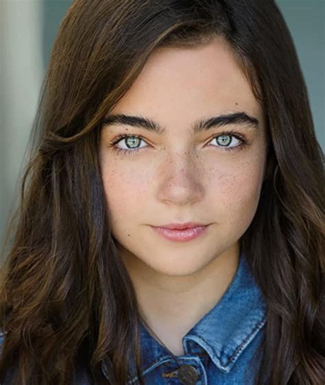 Taegen Burns – Filmes, Biografia e Listas na MUBI