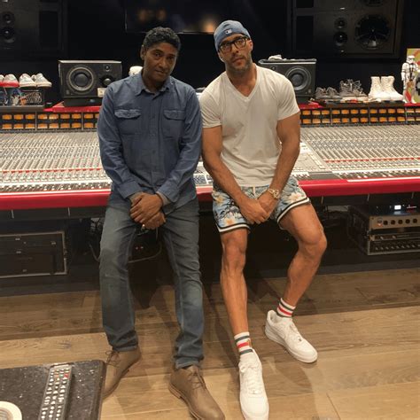 A Look Into Mix Engineer Dexter Simmons's Incredible Journey - Fox