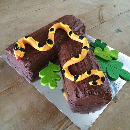 Snake Cake With Buttercream Scales Artofit