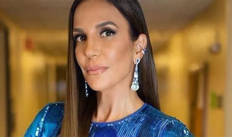 É falso que Ivete Sangalo abandonou casamento e assumiu relação lésbica