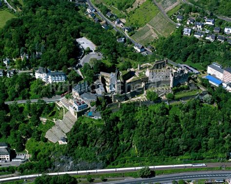 Luftbild Sankt Goar Ortskern am Uferbereich des Rhein Flußverlaufes