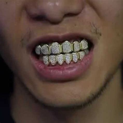 2020 18k Gold Plated Copper Hip Hop Iced Out Vampire Teeth Fang Grillz