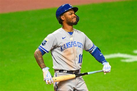 Royals Third Baseman Maikel Garcia Leaves Game With Upper Body