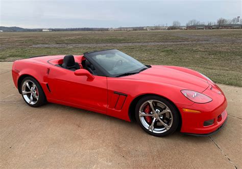 Place Bid - 13k-Mile 2012 Chevrolet Corvette Grand Sport Convertible 6-Speed | PCARMARKET