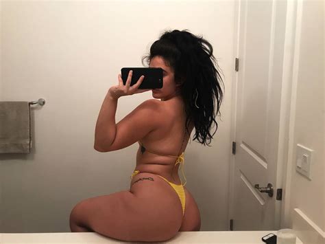 Butt Selfie Porn Pic