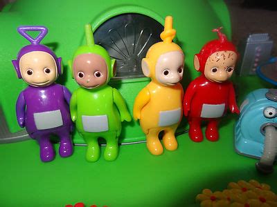 Teletubbies Playset Home House Dome W Figures And Accessorries