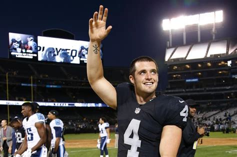 Player Derek Carr • Meet The Raiders - Raider Ladies