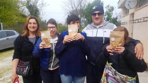 Ragazzi Del San Germano In Visita Al Canile Meridiana Cooperativa Sociale