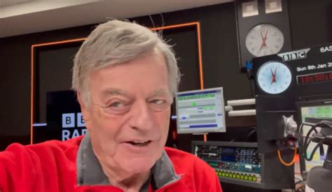 Tony Blackburn Praised For Putin Link On Bbc Radio 2 Show Metro News