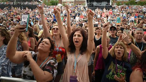 Cma Fest In Nashville Canceled Over Covid 19 For 2nd Straight Summer