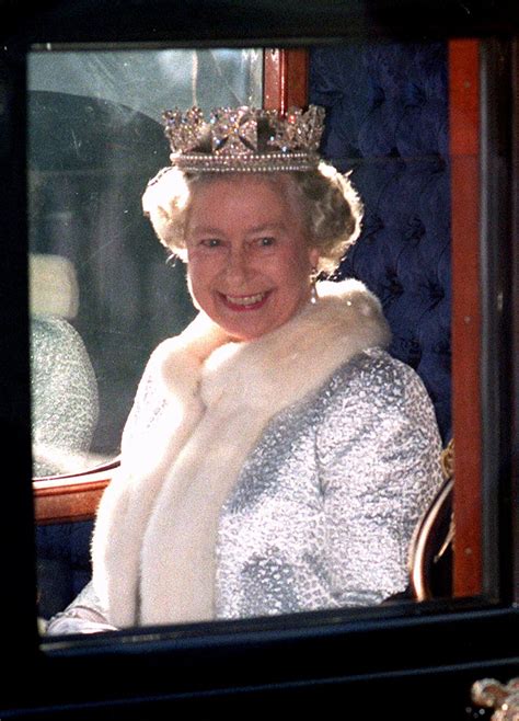 Kuninga abikaasa Camilla meenutas Elizabeth II-t: ta ei kaotanud kunagi