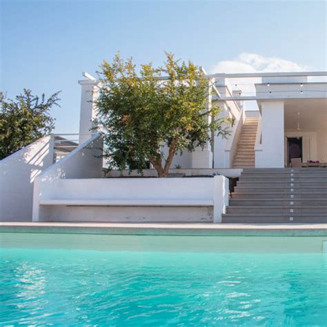 Top Puglia villas by the beach for rent | Aria Journeys