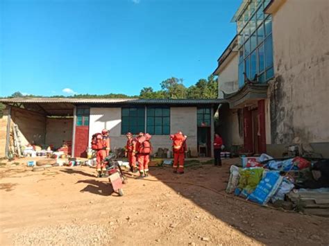 玉溪通海发生34级地震 消防救援队伍迅速集结赶赴震中澎湃号·政务澎湃新闻 The Paper