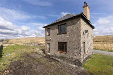 Yorkshire Home Dubbed Britains Loneliest House Is Finally Set To Be